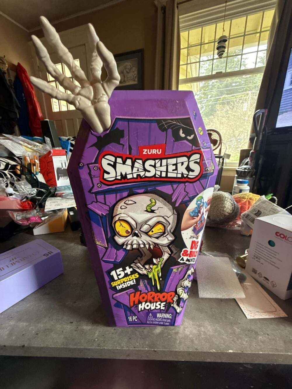 Zuru Smashers Horror House Dig & Build A Monster Coffin Playset #74125